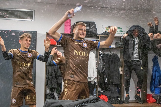 相比常年饱 相比常年饱